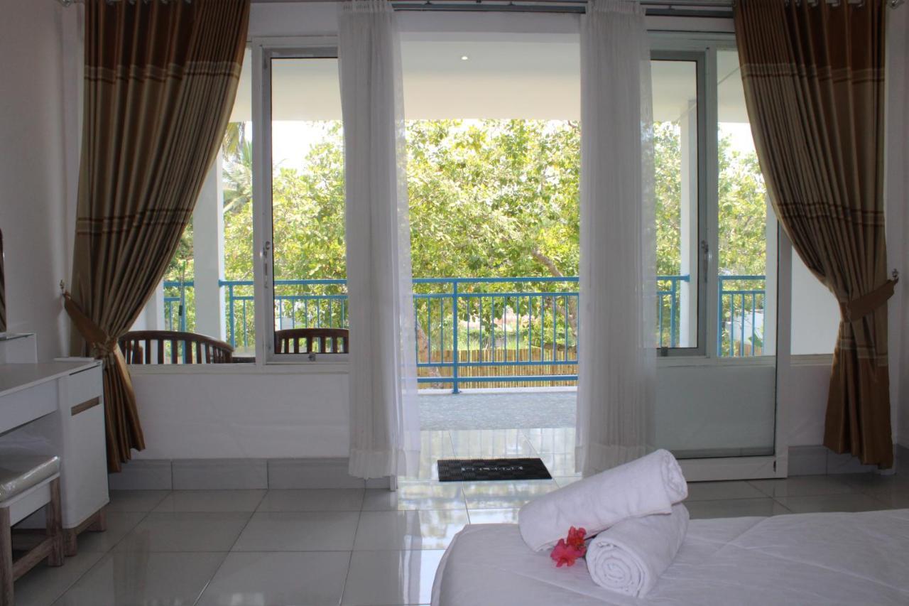 Turtle House Lombok Hotel Kuta  ภายนอก รูปภาพ