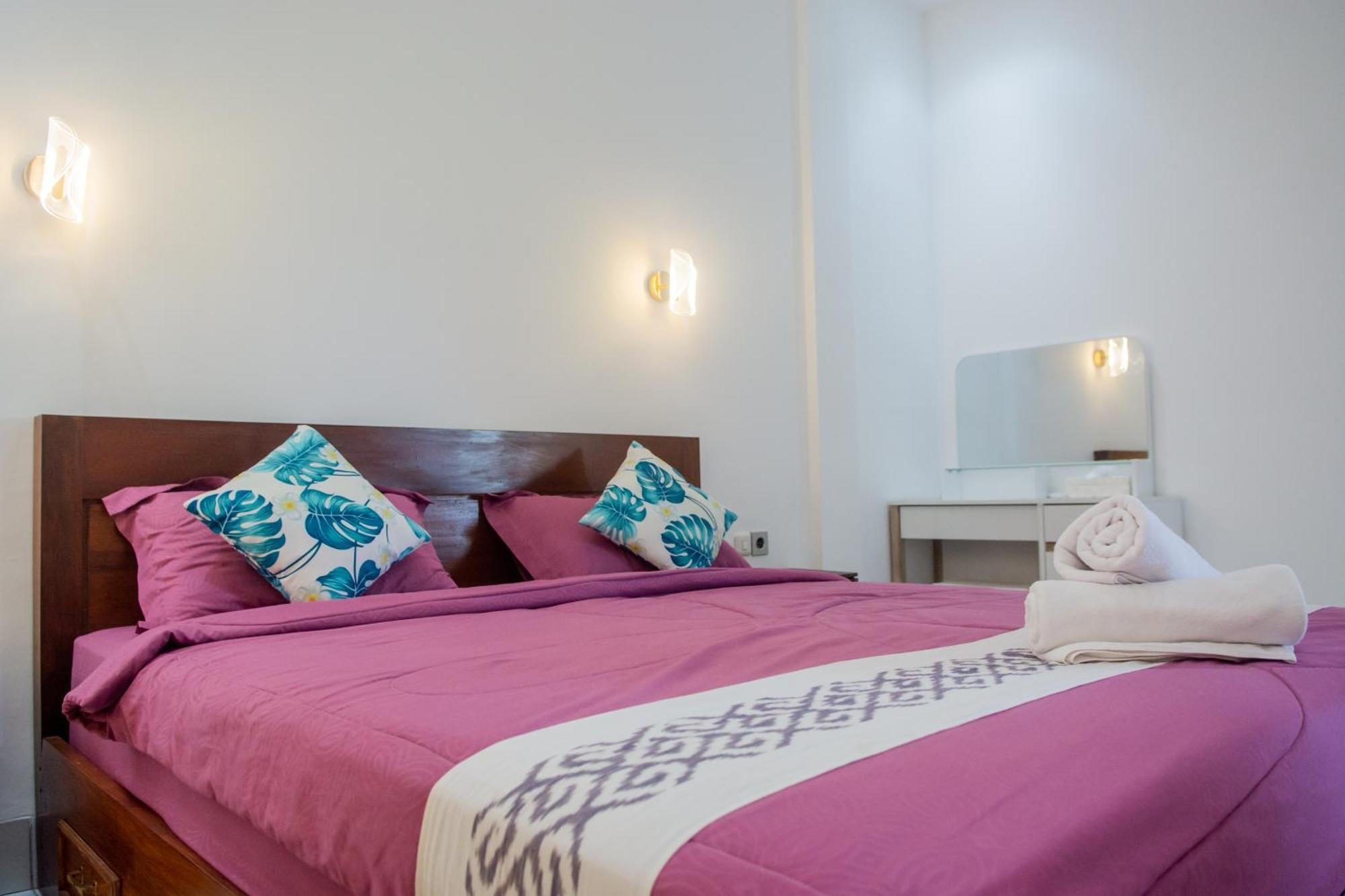 Turtle House Lombok Hotel Kuta  ภายนอก รูปภาพ